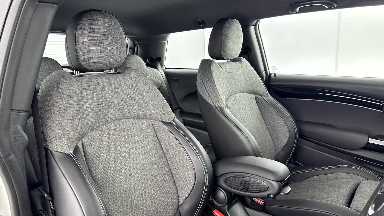 Used MINI Hatch 2022 for sale - 76640776: Photo 28