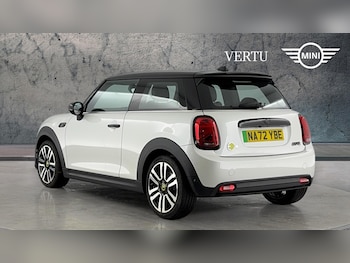 Used MINI Hatch 2022 for sale - 76640776: Photo