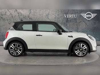 Used MINI Hatch 2022 for sale - 76640776: Photo