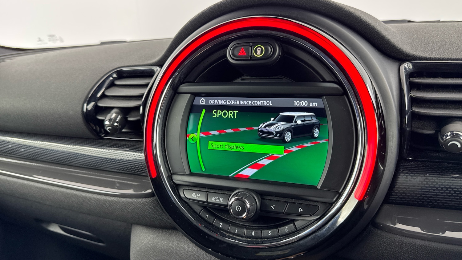 Used MINI Clubman 2019 for sale - 76945747: Photo 31