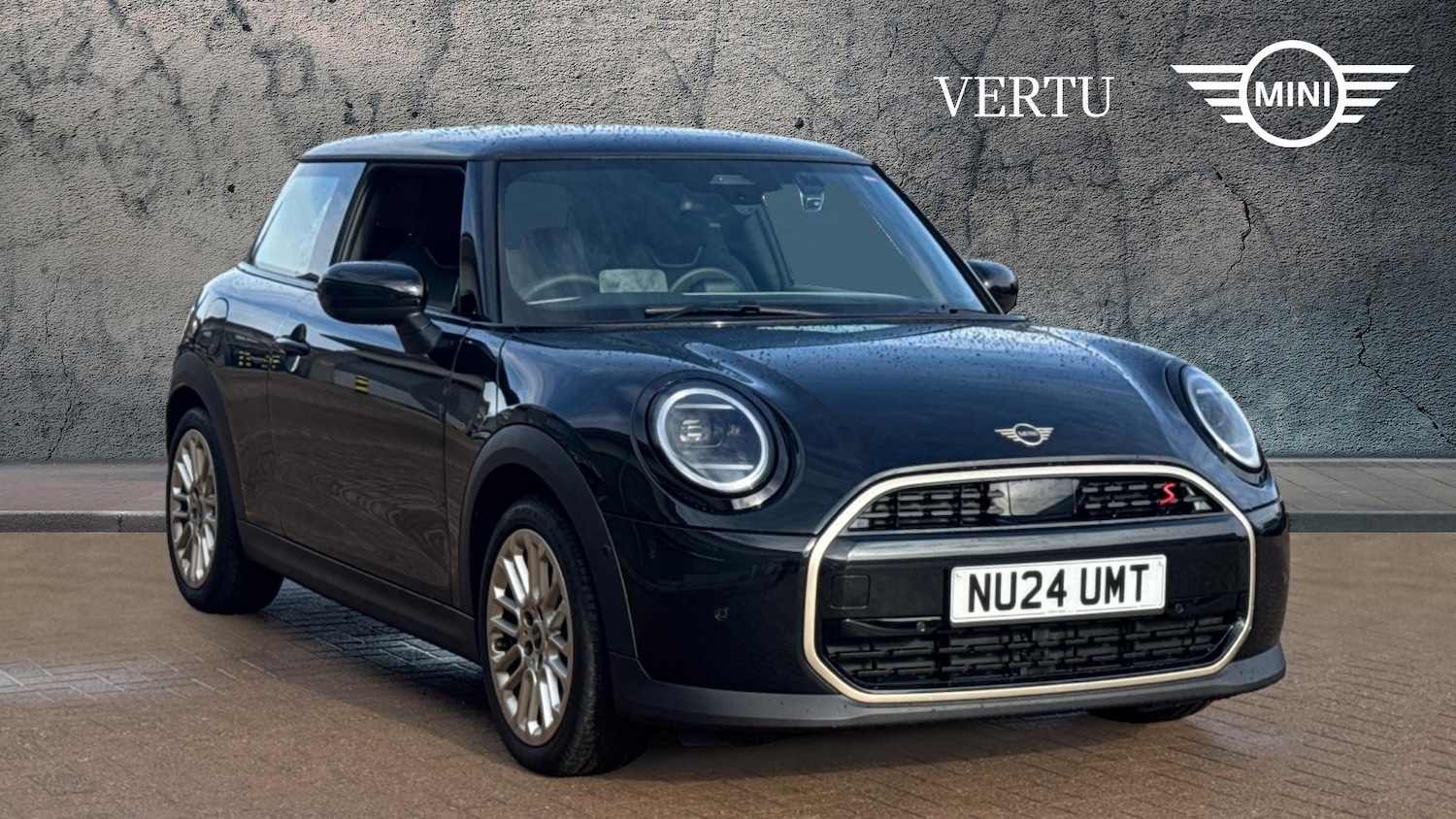 Used MINI Cooper 2024 for sale - 77300271: Photo 1