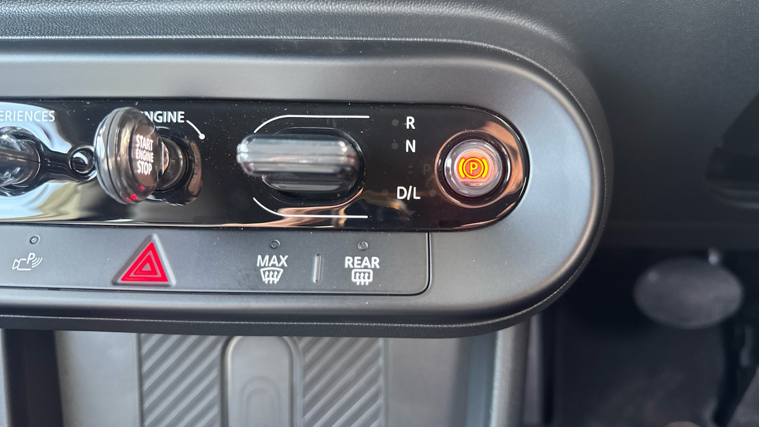 Used MINI Cooper 2024 for sale - 77300271: Photo 10