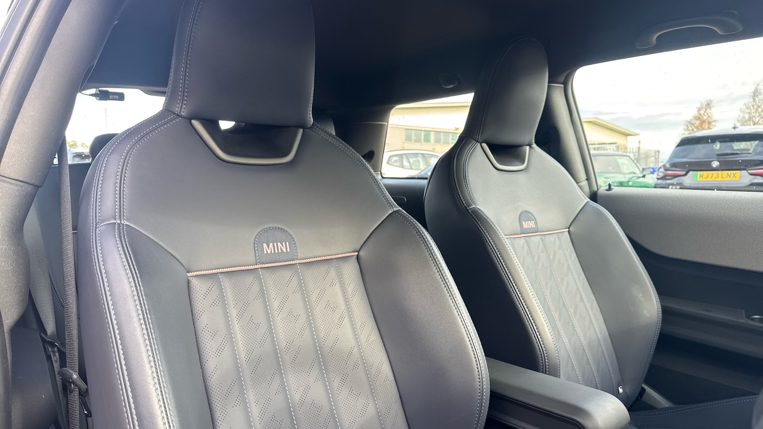 Used MINI Cooper 2024 for sale - 77300271: Photo 34