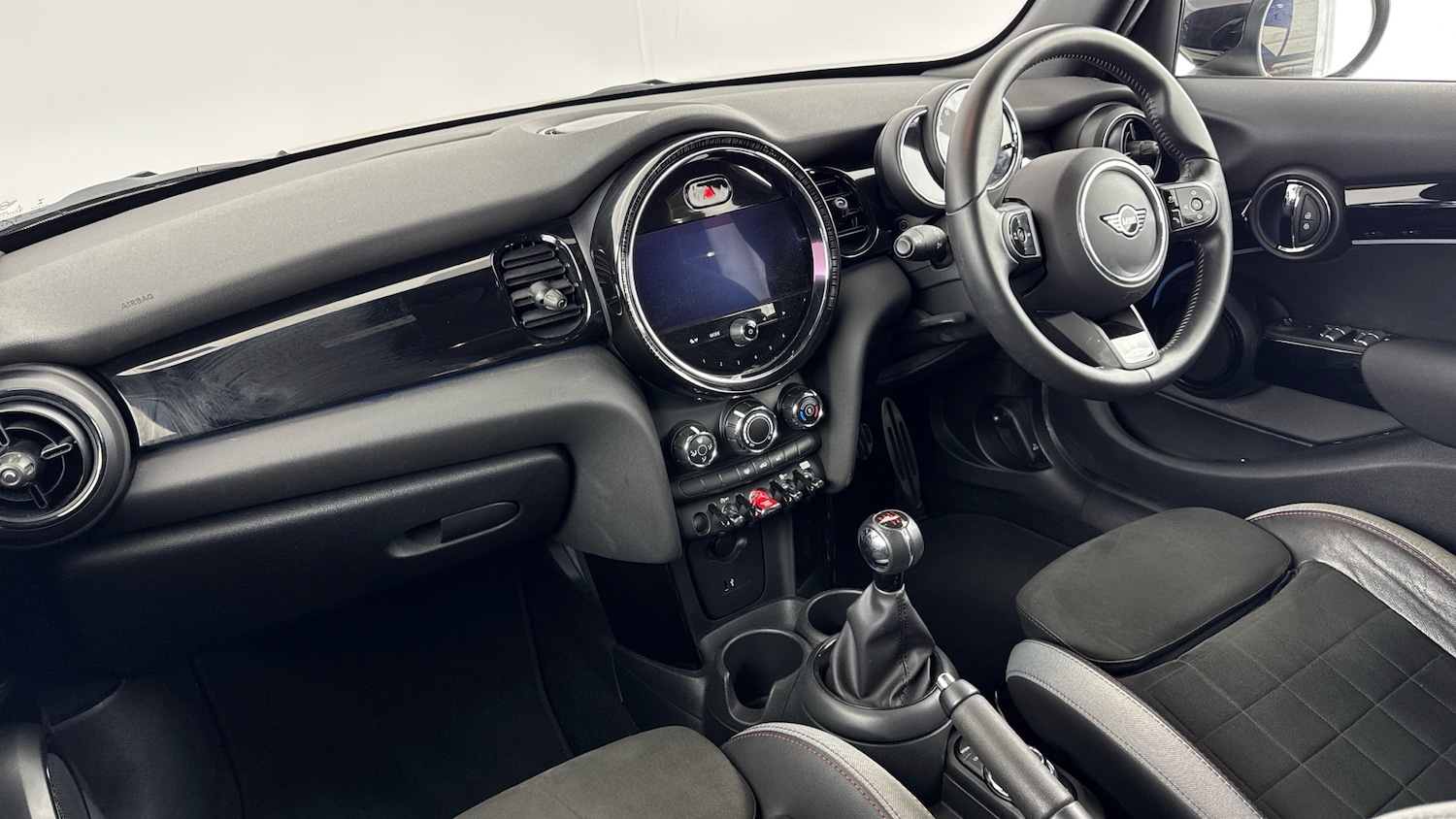 Used MINI Hatch 2022 for sale - 76352021: Photo 7