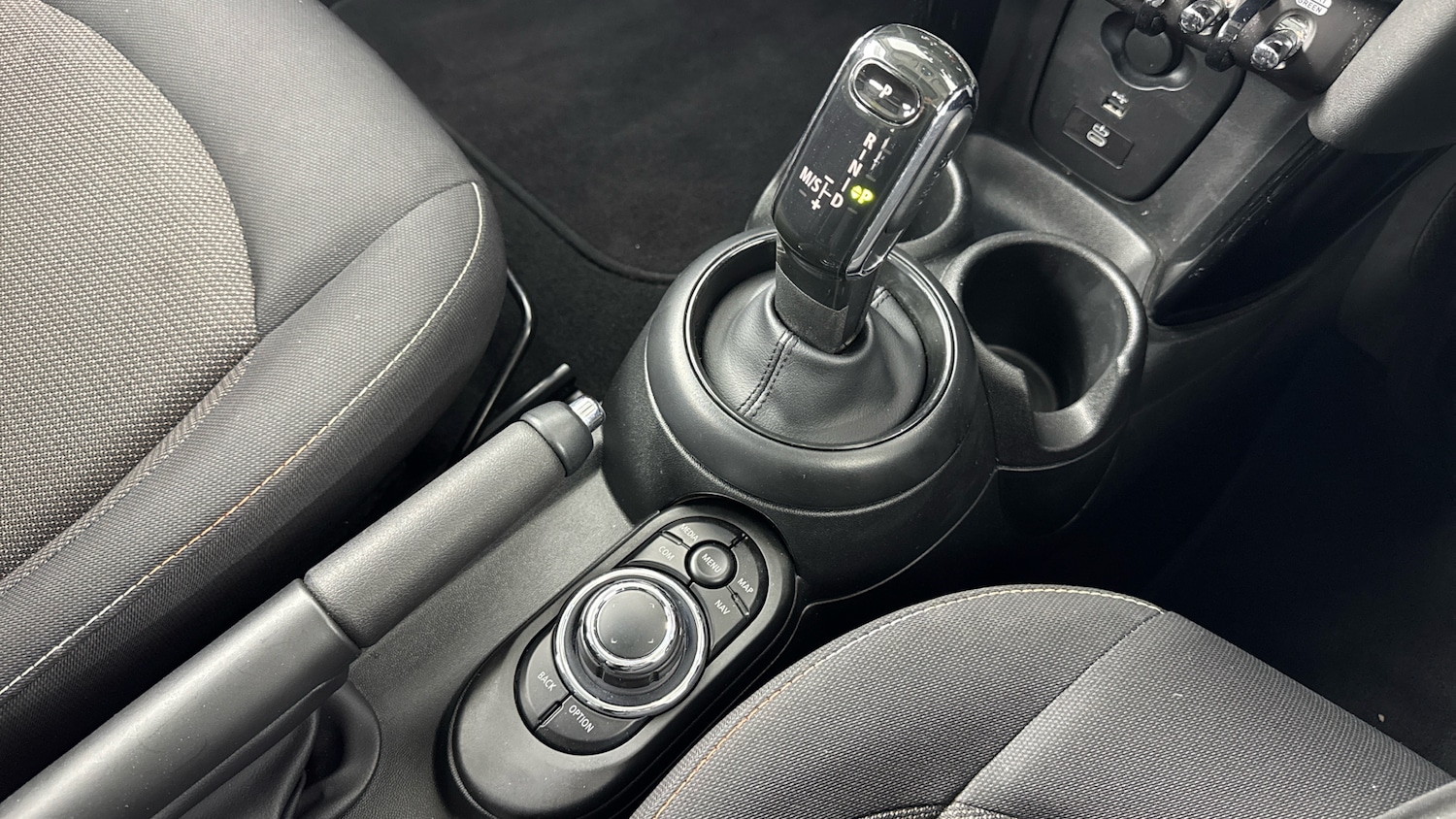 Used MINI Hatch 2022 for sale - 77062062: Photo 10