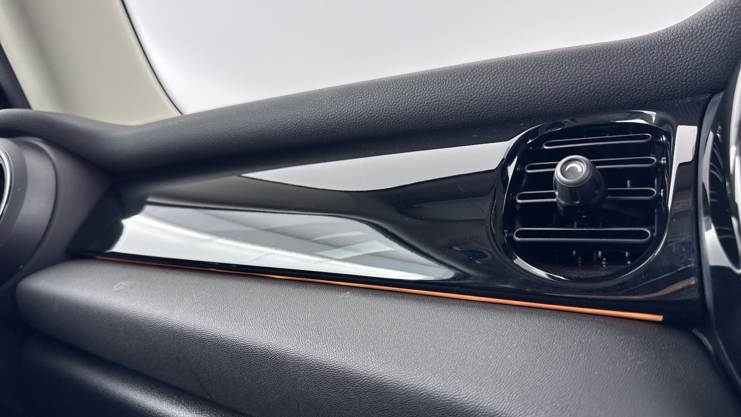 Used MINI Hatch 2022 for sale - 76564938: Photo 31