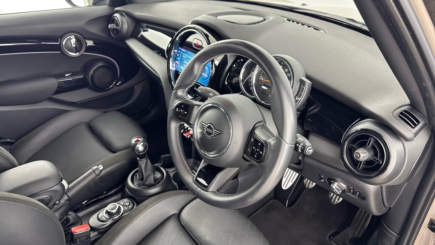 Used MINI Hatch 2021 for sale - 78038539: Photo 6