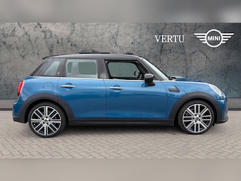 Used MINI Hatch 2023 for sale - 79257514: Photo