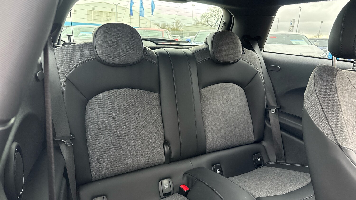 Used MINI Hatch 2023 for sale - 77915871: Photo 12