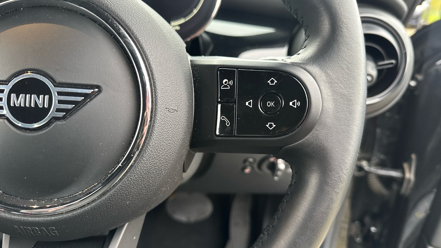 Used MINI Hatch 2023 for sale - 77915871: Photo 18