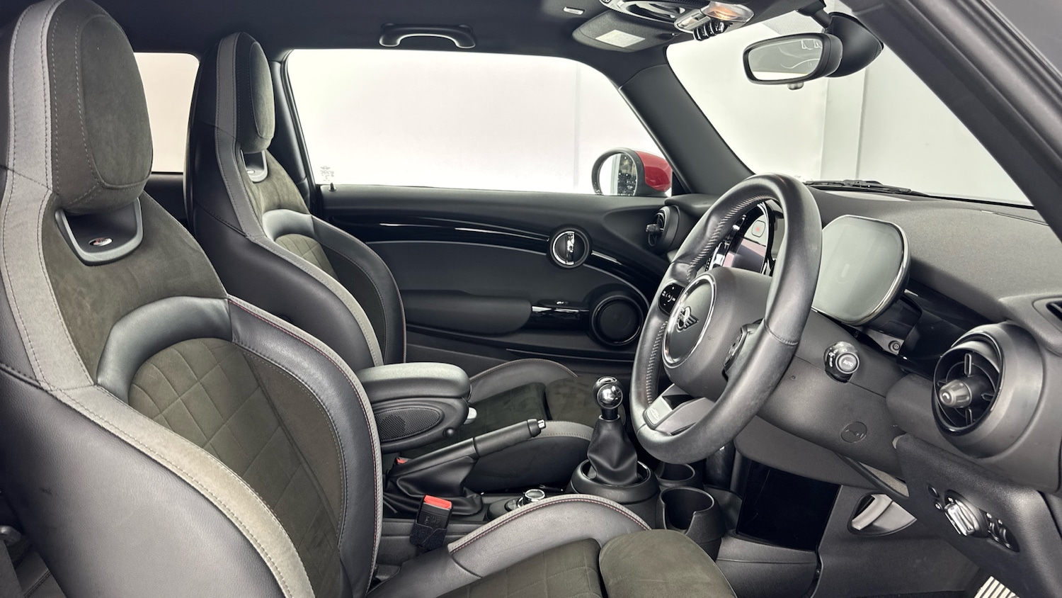 Used MINI Hatch 2021 for sale - 76974161: Photo 11