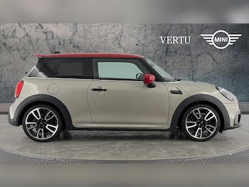 Used MINI Hatch 2021 for sale - 76974161: Photo