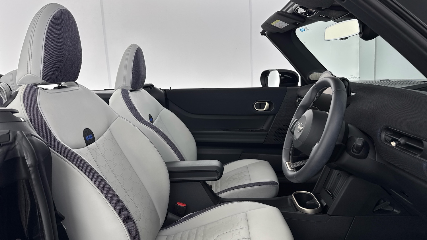 Used MINI Cooper 2025 for sale - 77301001: Photo 11