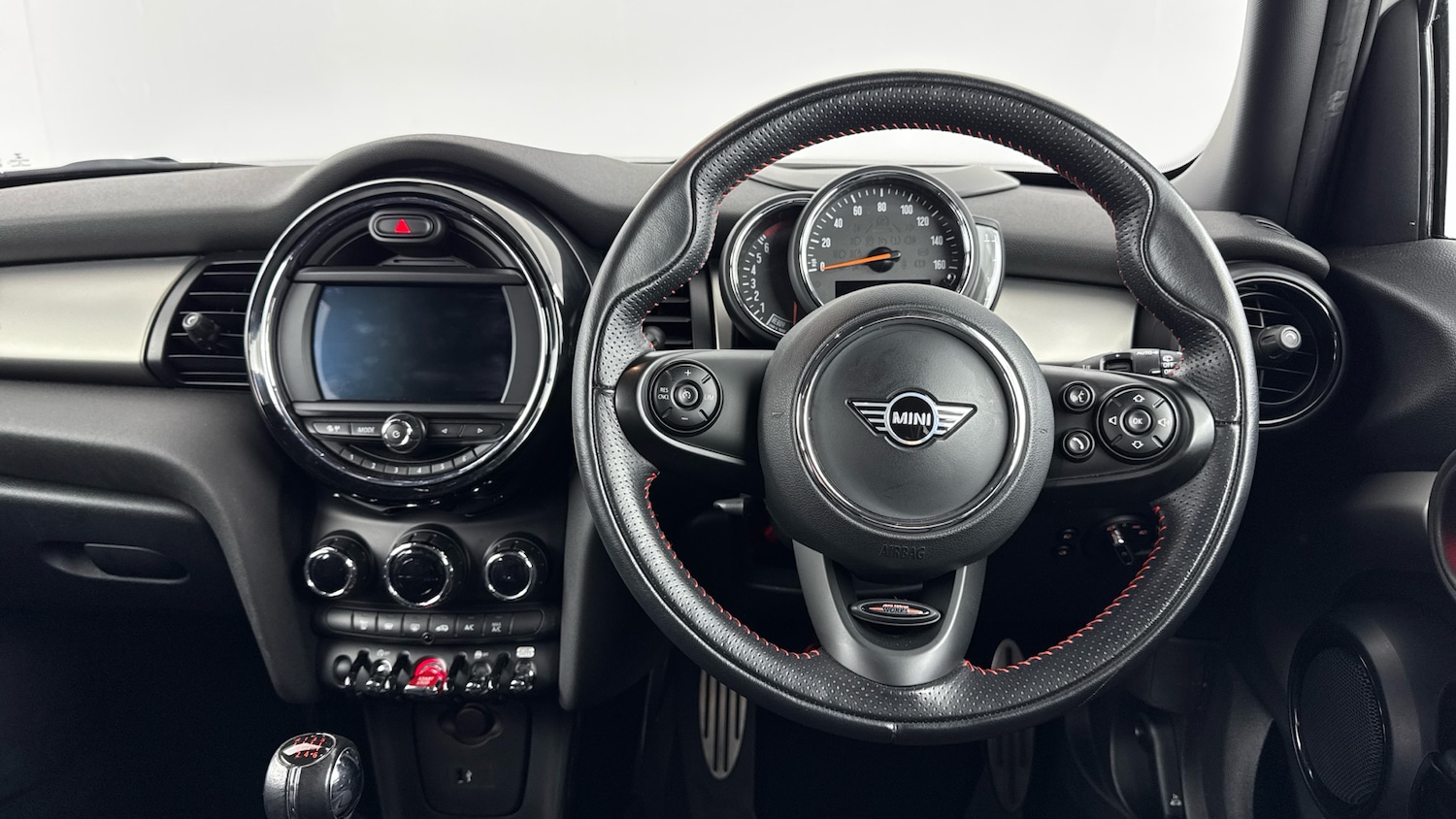 Used MINI Hatch 2019 for sale - 77033347: Photo 5