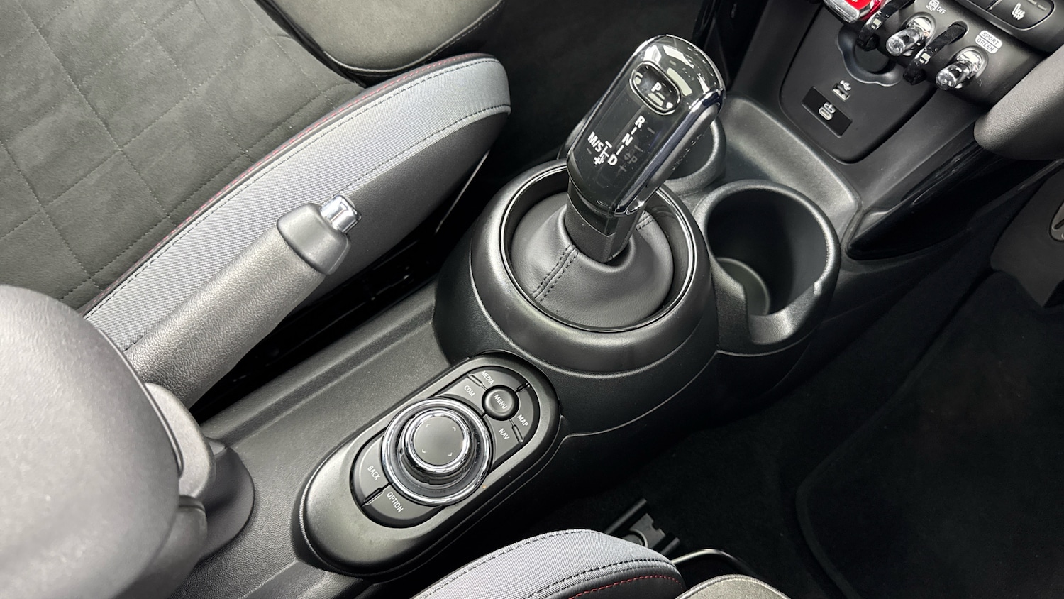 Used MINI Hatch 2024 for sale - 76706255: Photo 10