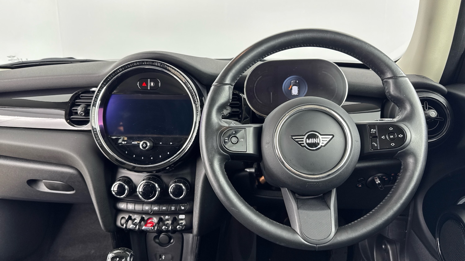 Used MINI Hatch 2023 for sale - 76532567: Photo 5