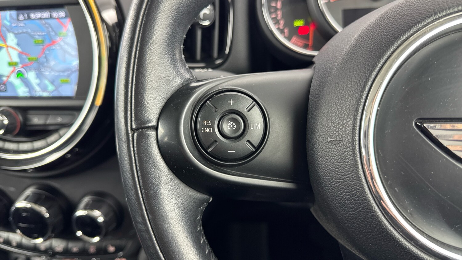 Used MINI Countryman 2018 for sale - 76818697: Photo 17