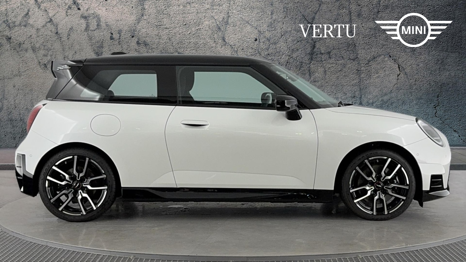 Used MINI Cooper 2025 for sale - 76683994: Photo 3