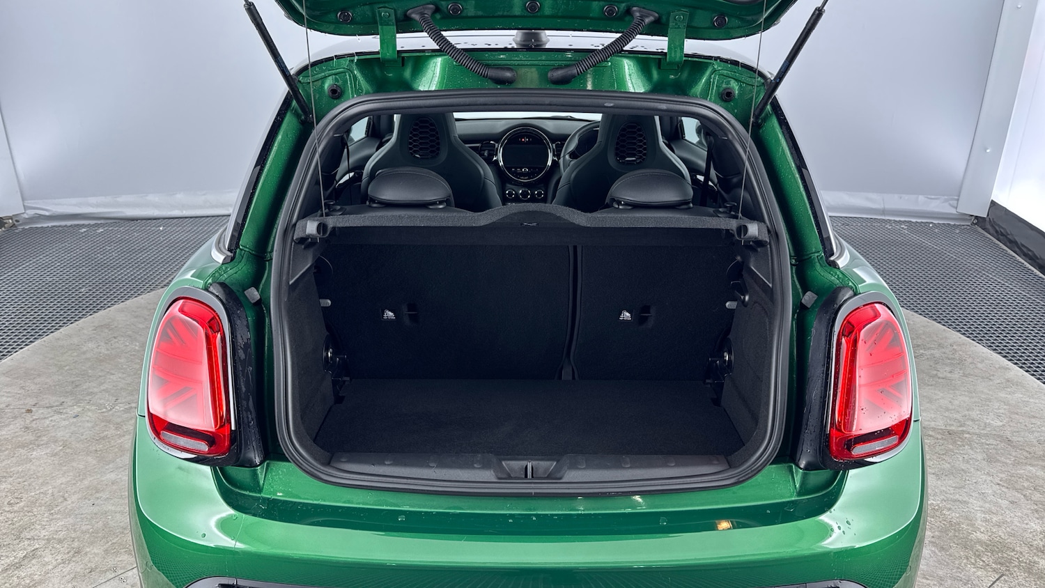 Used MINI Hatch 2023 for sale - 76945775: Photo 13