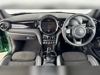 Used MINI Hatch 2023 for sale - 76945775: Photo