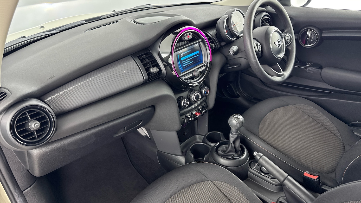 Used MINI Hatch 2020 for sale - 78108156: Photo 7