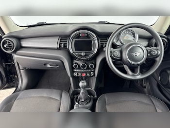 Used MINI Hatch 2020 for sale - 77703066: Photo