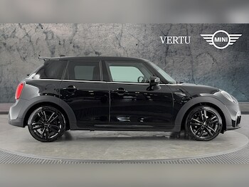 Used MINI Hatch 2024 for sale - 78932198: Photo