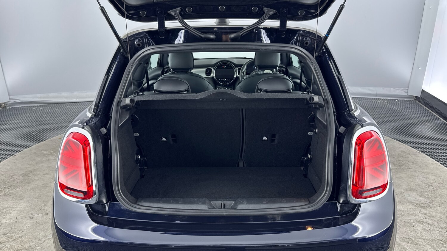 Used MINI Hatch 2023 for sale - 76599892: Photo 13