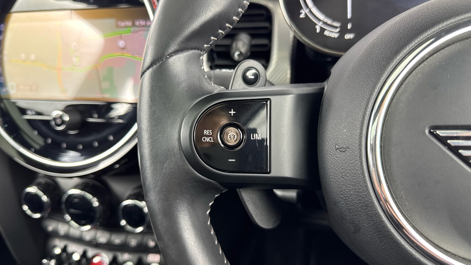 Used MINI Hatch 2023 for sale - 76599892: Photo 32