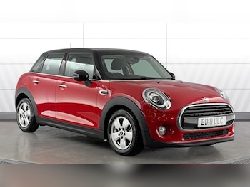 Used MINI Hatch 2018 for sale - 79527312: Photo