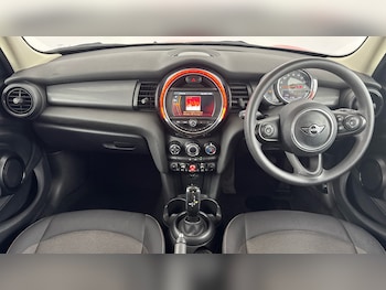 Used MINI Hatch 2018 for sale - 79527312: Photo