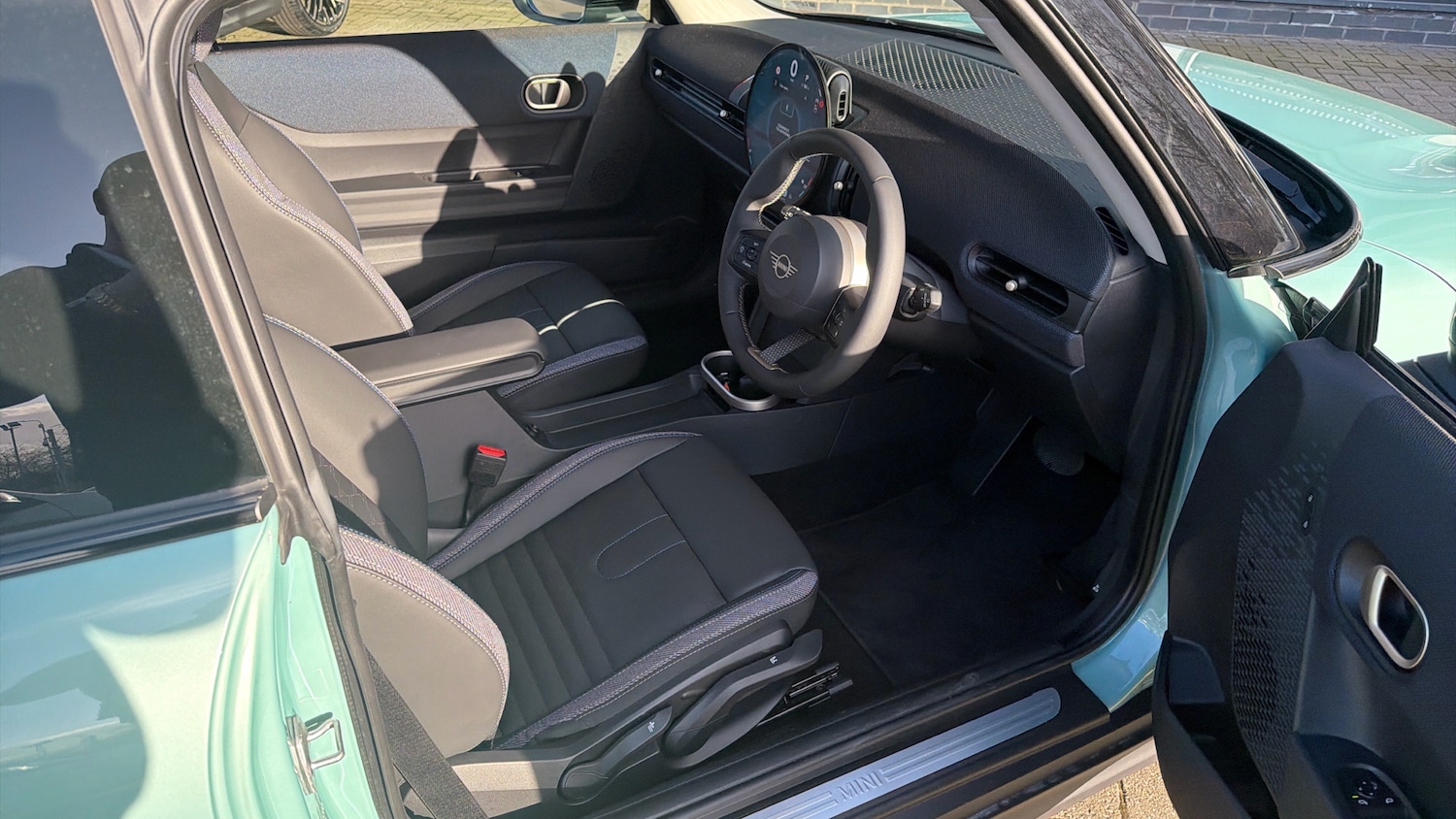 Used MINI Cooper 2025 for sale - 77898760: Photo 6