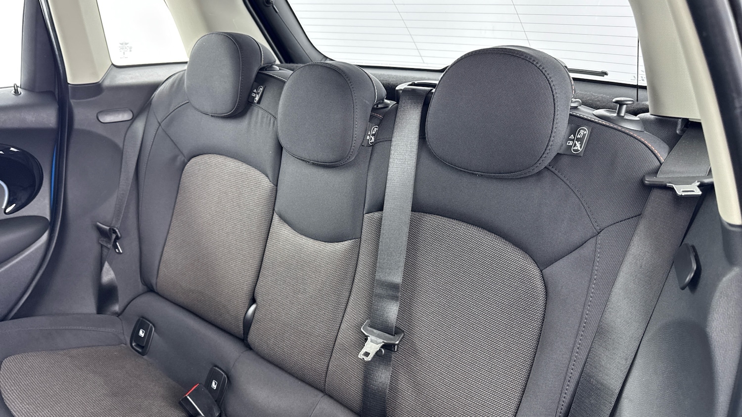 Used MINI Hatch 2023 for sale - 77703065: Photo 12