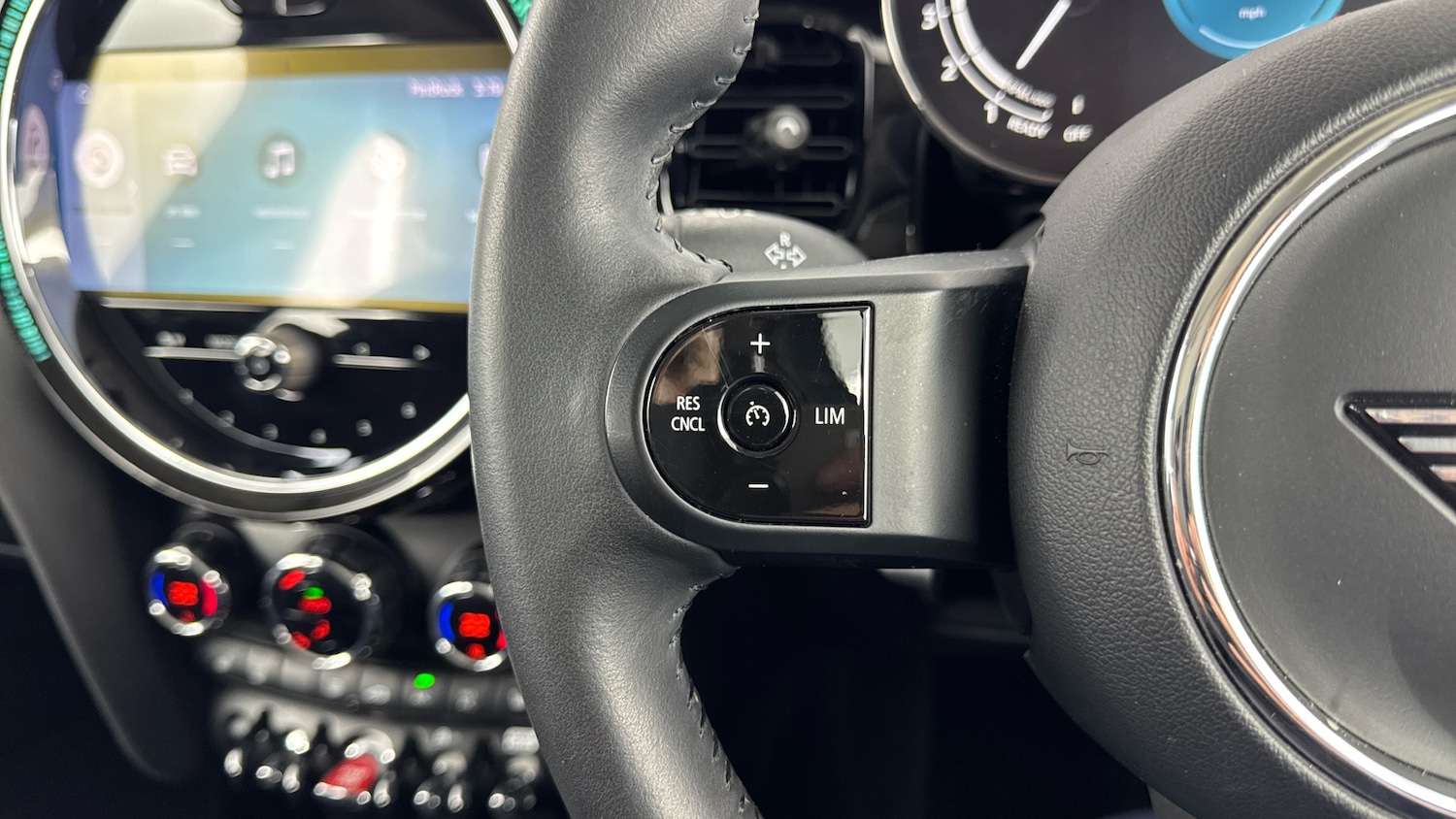 Used MINI Hatch 2023 for sale - 77703065: Photo 17