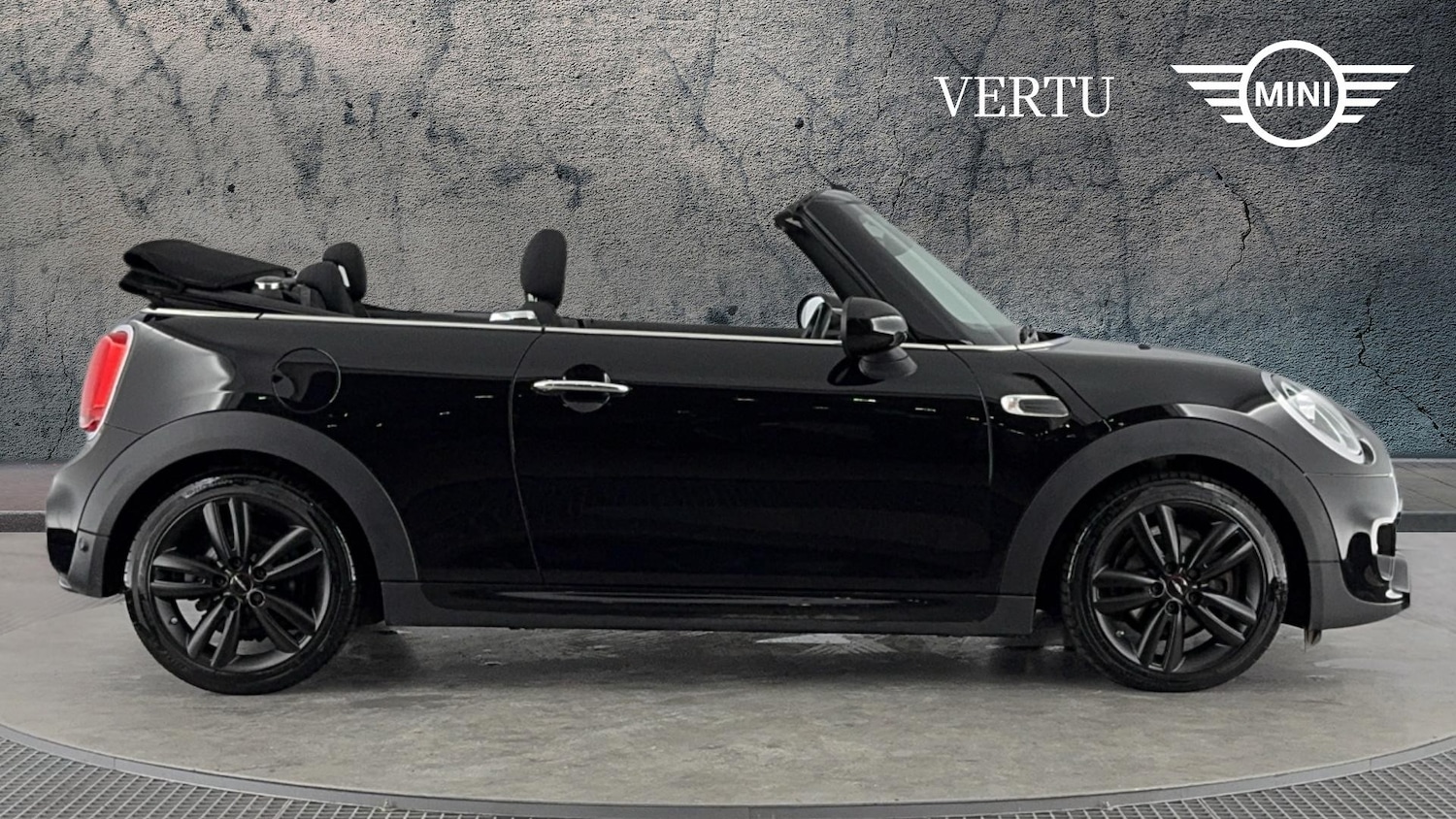 Used MINI Convertible 2018 for sale - 77567609: Photo 3