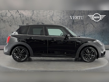 Used MINI Hatch 2022 for sale - 75984529: Photo