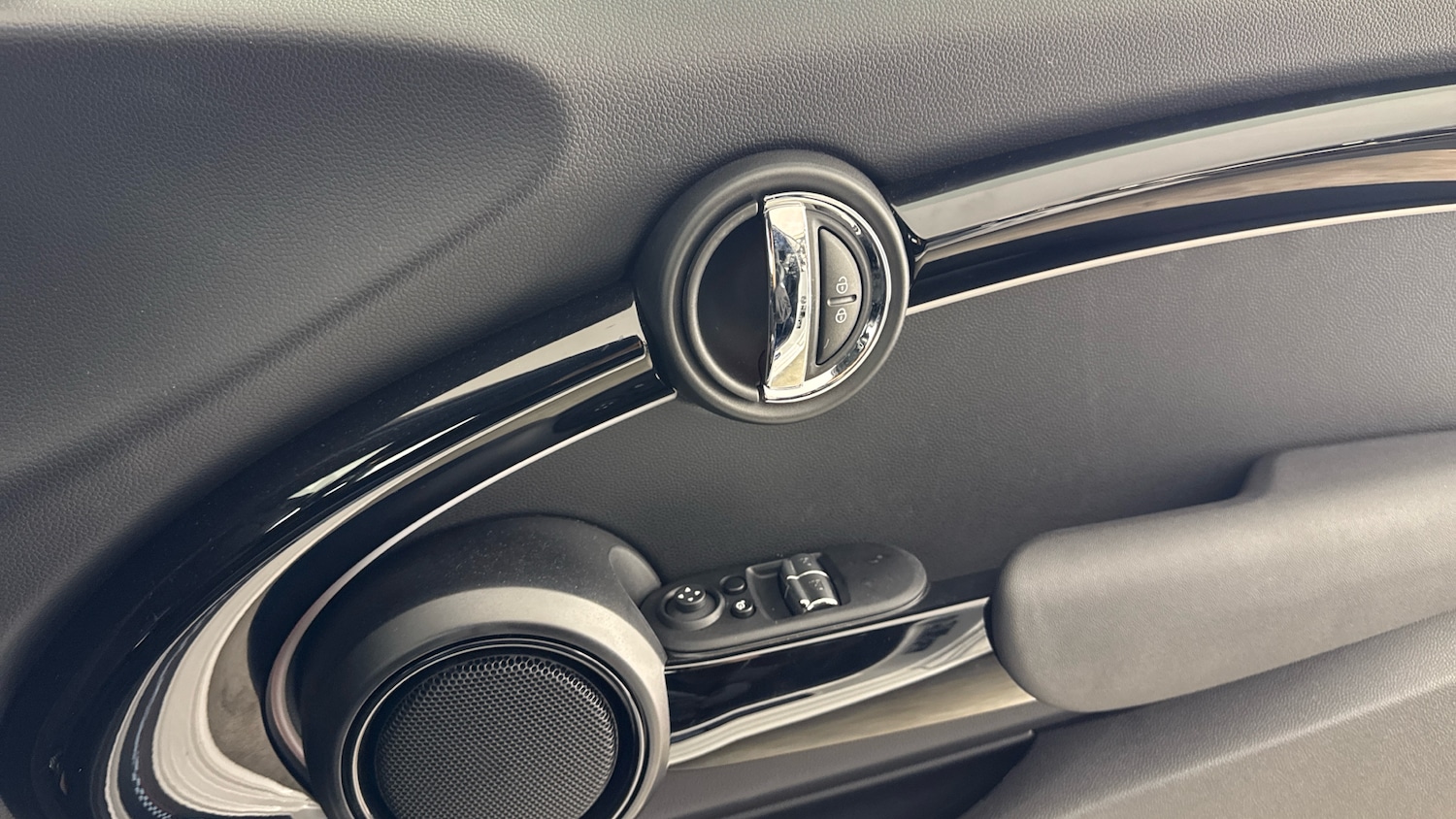 Used MINI Hatch 2024 for sale - 78108161: Photo 20