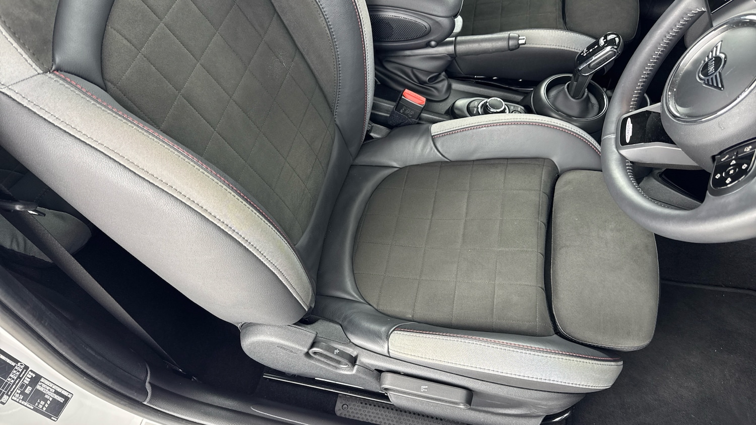 Used MINI Hatch 2024 for sale - 78108161: Photo 31