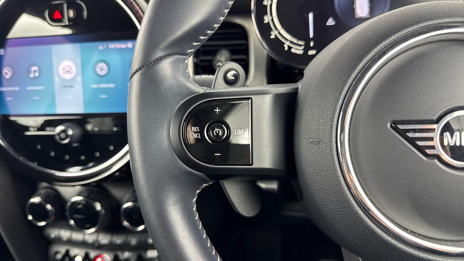 Used MINI Hatch 2022 for sale - 76707654: Photo 17
