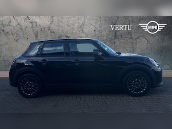 Used MINI Cooper 2025 for sale - 77918432: Photo