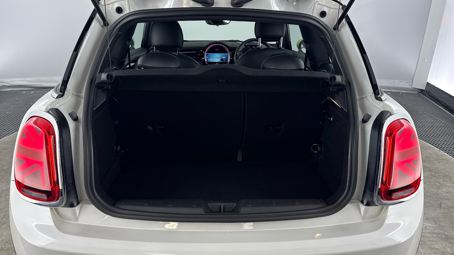 Used MINI Hatch 2023 for sale - 78067404: Photo 13