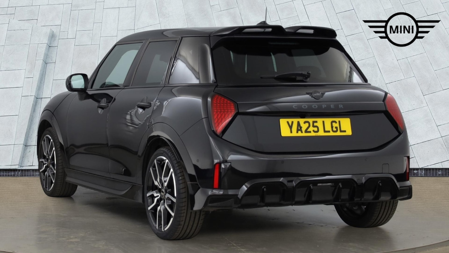 Used MINI Cooper 2025 for sale - 77961724: Photo 2