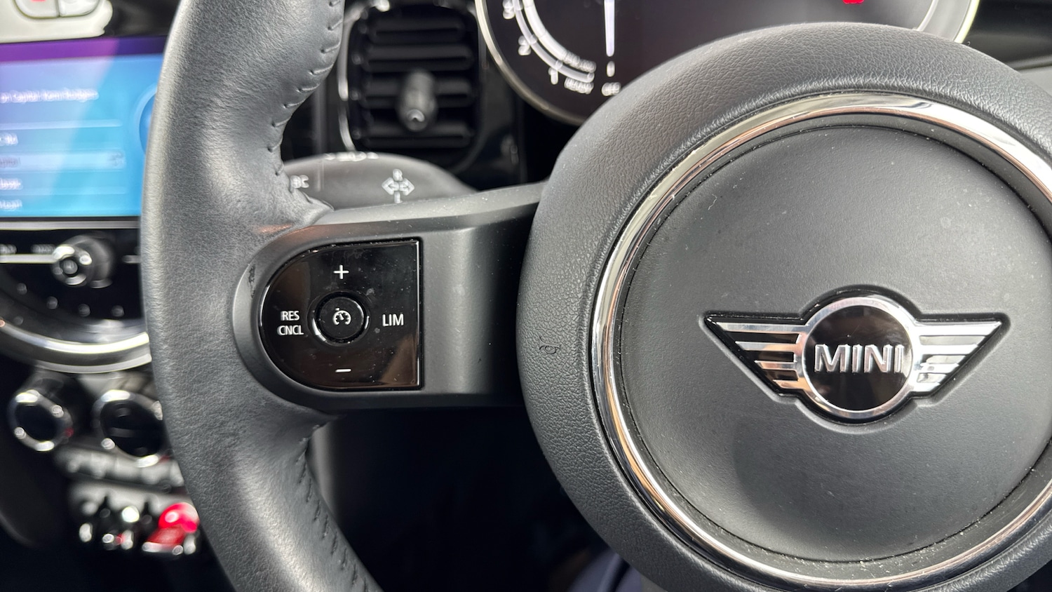 Used MINI Hatch 2023 for sale - 77776152: Photo 17