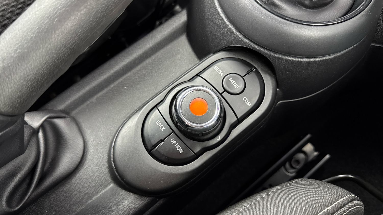 Used MINI Hatch 2019 for sale - 76412340: Photo 19