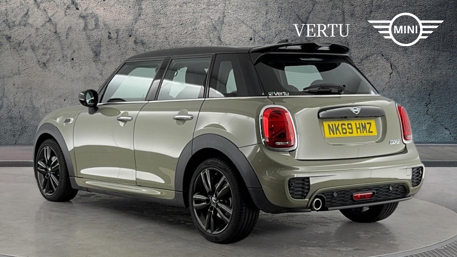 Used MINI Hatch 2019 for sale - 76412340: Photo 2