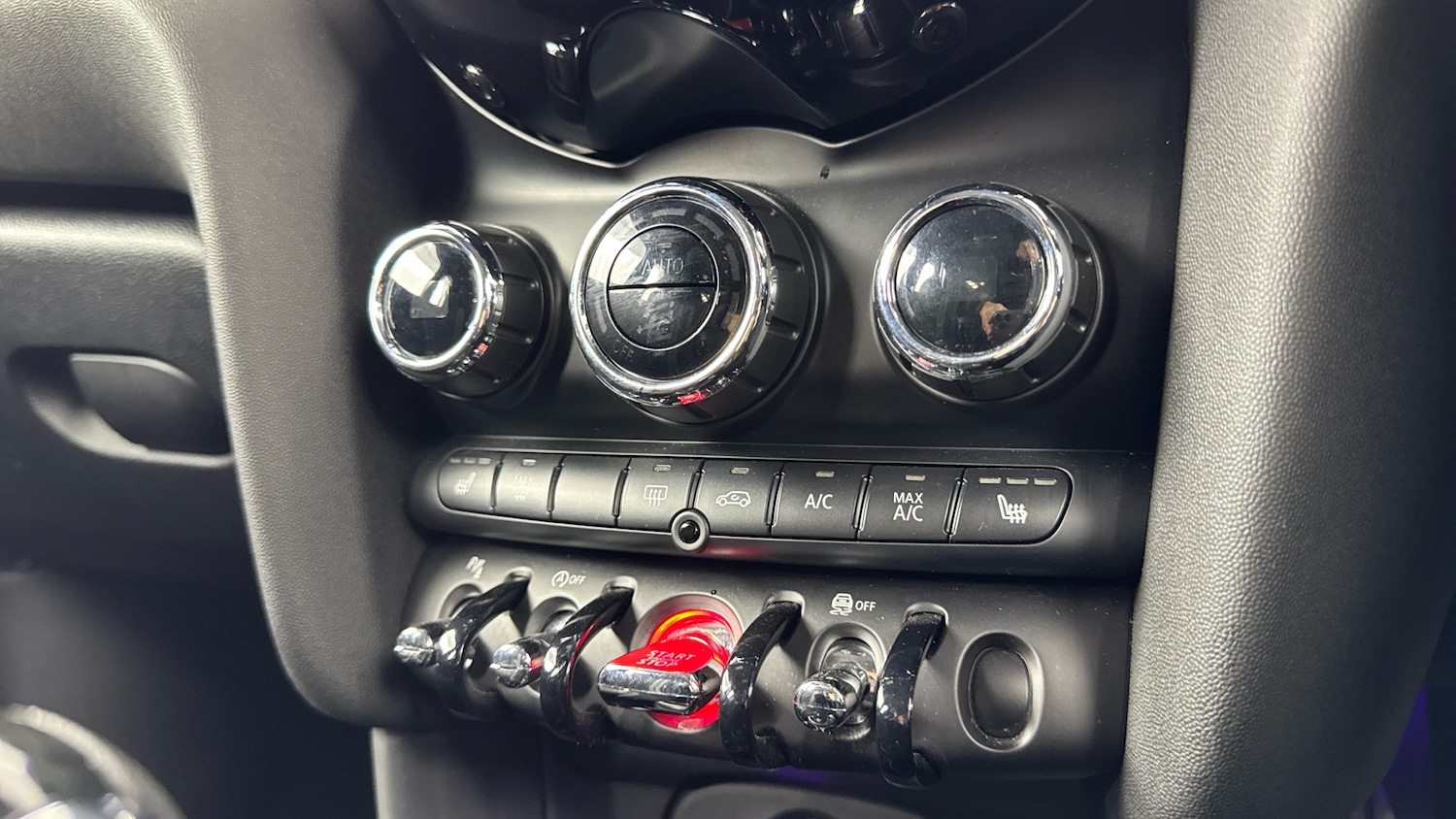 Used MINI Hatch 2019 for sale - 76412340: Photo 20