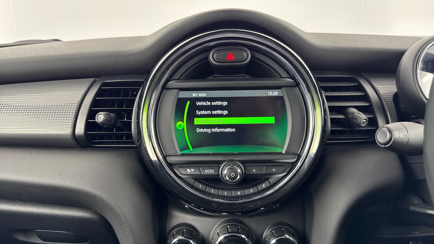 Used MINI Hatch 2019 for sale - 76412340: Photo 8