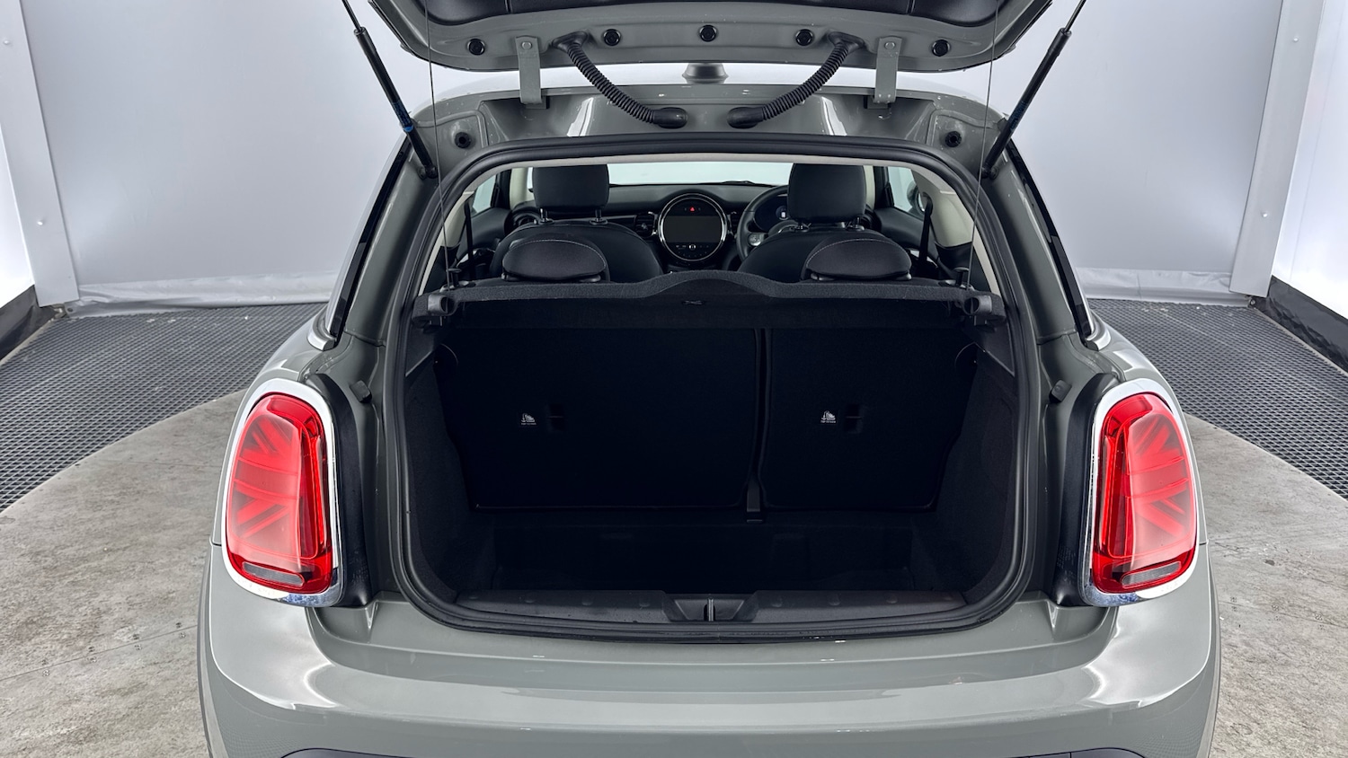 Used MINI Hatch 2022 for sale - 76831552: Photo 13