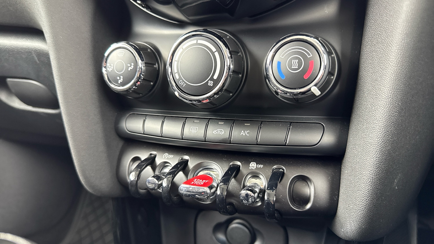 Used MINI Hatch 2022 for sale - 76831552: Photo 20