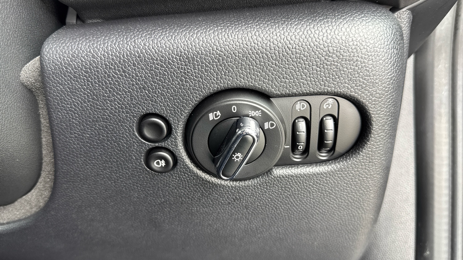 Used MINI Hatch 2022 for sale - 76831552: Photo 28